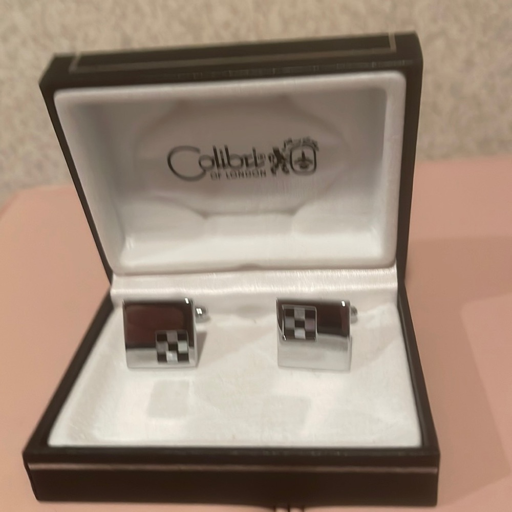 Cufflinks from Things remembered.